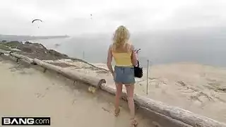 ينك زوجة صديقه في حمام