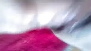 جلسة مص كارين المقيّئة من أجل قضيب قاسٍ