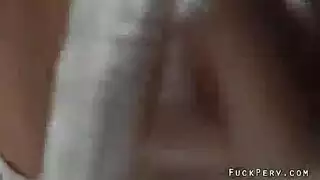 نادية إليس تخدم ديكس جائزة بقذارة فمها