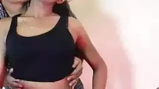 اغتصاب يابانيه ف الشارع وتصل الي نشوتها وترتعش وتصرخ
