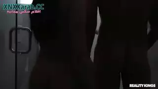 إباحية ثلاثية: تناوب وإيلاج مزدوج بقضيبين