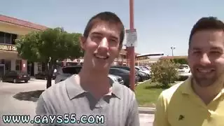 ثدي ضخم يعبد عضوا حصانيا ضخما