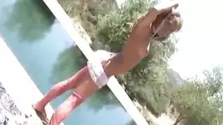 ‎نيك الحيوانات: بنات تستمتع بقذف الحيوانات داخلها