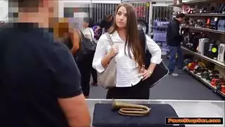 جنس جامح وعنيف بلا قيود