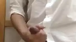 غانغ بانغ هاردكور مع جوقة خشنة وغير مكبوتة