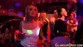 عيد جنس محرم لعائلة أوروبية