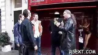 جنس عنيف مع كسي رائع