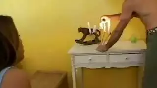 شاب ينيك خلته الجميلة يسخف عليها سكس