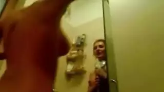 ينيكها ام الجميع