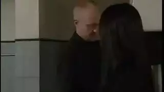 ولد ينيك امه بلقوه مترجم