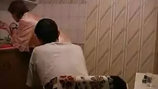 ينيك خلته في المطبخ سكس مترجم