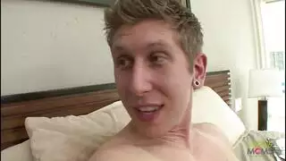 سكس ركوب كس كبير طاطاة نحيفات بجوارب ازرق ممزقة كميرا وايب ركوب بجوارب ممزقة طاطات