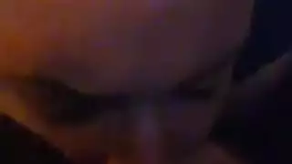 مص قضيب بجانب المسبح ينتهي بقذف مني على الوجه