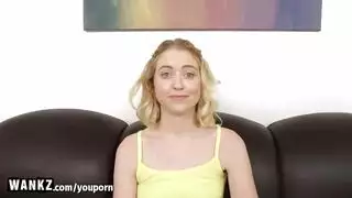 تصرخ وتبكي بأعلى وافزع صوت من الوجع والألم