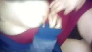 حلوة مهدرة تحصل على نيك وجه في سيارة صعب