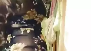 رقصة شرموطة مصرية جامحة تتحول إلى فعل إباحي
