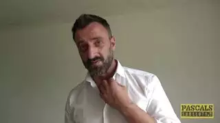 صدمة الأخ: العثور على أخته تمتلئ بالسائل المنوي