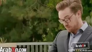 ليزا آن مترجم عربي