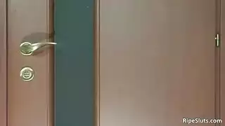 شهواتها نفورت مياه