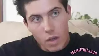 سكس جاره هايجه تغري جارها المرهق مترجم