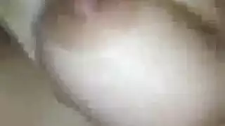 صغيرتي الروسية الهواة في سن المراهقة تظاهر في الملابس الداخلية