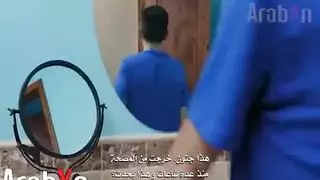 جوردي مع امه من لابسه احمر