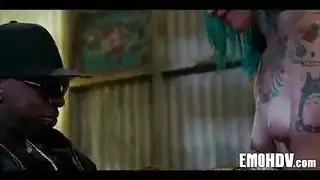 حارسات جديدات قانونيات في مشاهد إكس إكس إكس