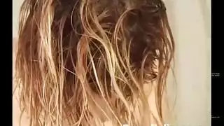 نجم إباحي عربي ذو ثديين رائعين يحصل على قذف داخلي