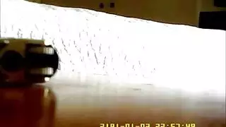 قضيب خبير يهيمن على فتحة شبابية