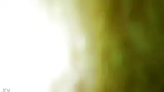 رجل أجنبي أكبر سناً يمارس جنس جماعي مع مراهقات صغيرات