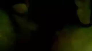جنس عنيف مع تبول في فيلم إباحي