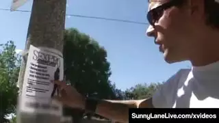 نجمات البورن يحصلن على أثدائهن وحمالات صدرهن منقوعة في المني