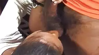 أول تجربة شرجية صعبة لفتاة صغيرة