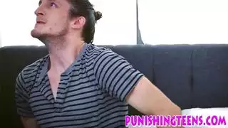 شرج آسيوي في كابينة الحمام