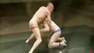 كرتون إكس إكس إكس: فعل ديلدو مزدوج بين الفتيات