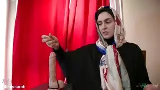فتاة عربية تسبك وتركب عضوك
