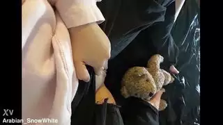 عذراء شابة تحصل على أول تجربة إباحية لها في بيفرلي هيلز