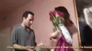 إباحية مثليّة مكثفة: فارس والشارب في جلسة شرجية وفموية جامحة