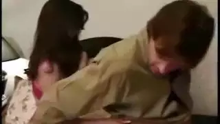 جميلة عربية غريبة تأخذ قضيبًا كبيرًا