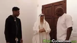 إباحية عربية: شرج قاسي وجنس فموي عميق