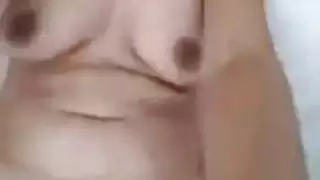 استمناء تركي ساخن: القذف أمام الكاميرا