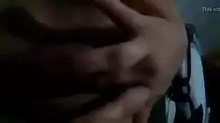 جلسة كاتيا المراهقة المتمردة مع خيالها الجنسي القذر عن أبيها
