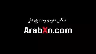 بلوندية تستسلم وتتقبل ممارسة شرجية عنيفة – مشهد إباحي كامل