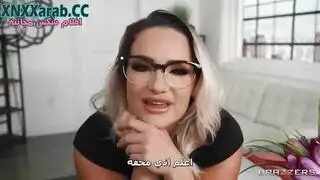 سوء سلوك في المكتب: ضرب مؤخرة محامية الطلاق الضيقة