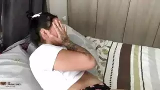 أعيش من أجل قضيب زوج أمي الكبير