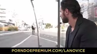 الام تسمح للابن بالقذف ف الكس مترجم