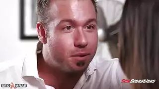 ينيك أمه الجميله بالقوه