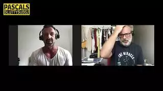 رجل عجوز ثري يدفع ليمتلك فرجي مشهد إباحي كامل