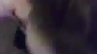 قوة خاضعة: نائب الرئيس تحصل مؤخرته على الضرب