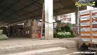 امرأة صغيرة تتعرض للاختراق المزدوج في فيلم إباحي صريح